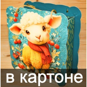Сладкие новогодние подарки в картонной упаковке