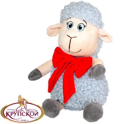 Сладкий новогодний подарок от фабрики имени Крупской в мягкой игрушке